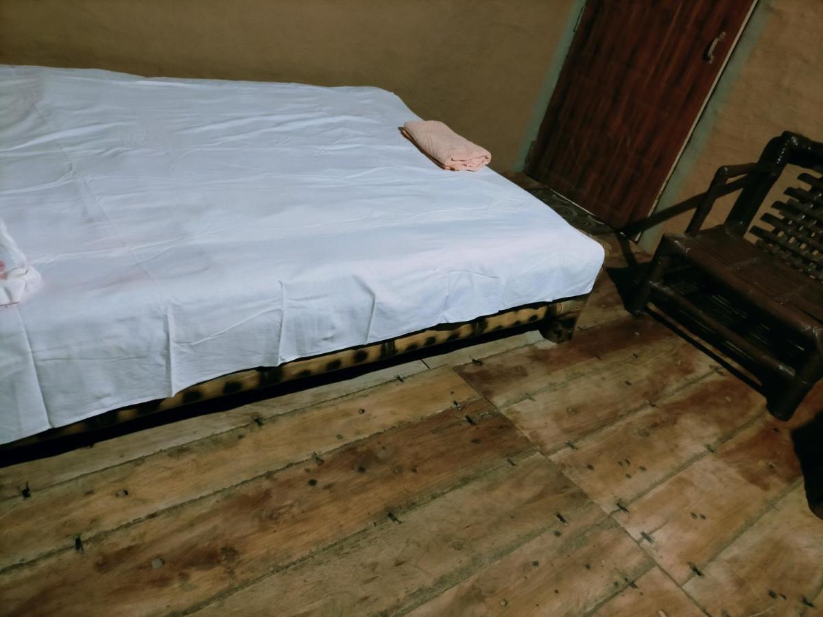 Risong Family Guest House Majuli Extérieur photo